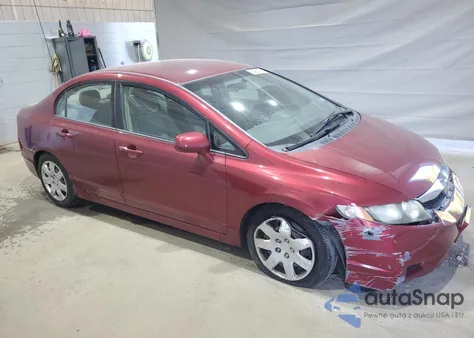 2010 Honda Civic Lx z USA, uszkodzony, nr VIN 2HGFA1F51AH556008